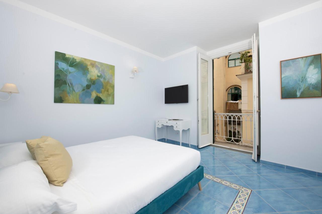 Amalfitano Apartments Bagian luar foto