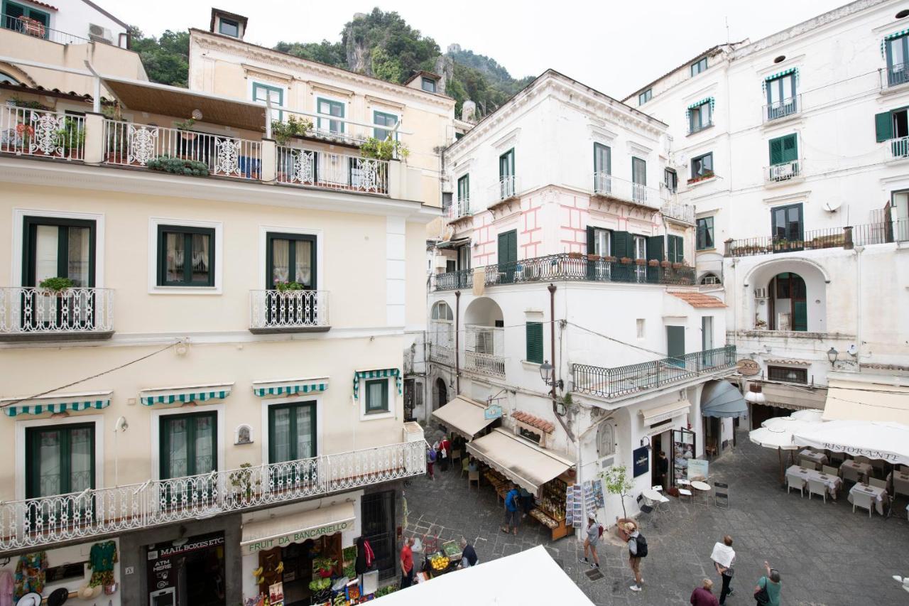 Amalfitano Apartments Bagian luar foto