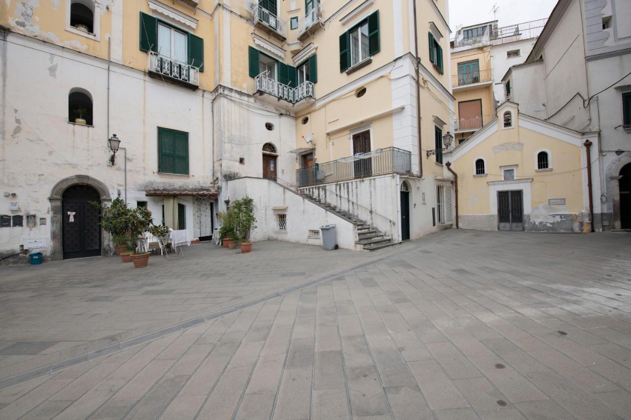 Amalfitano Apartments Bagian luar foto