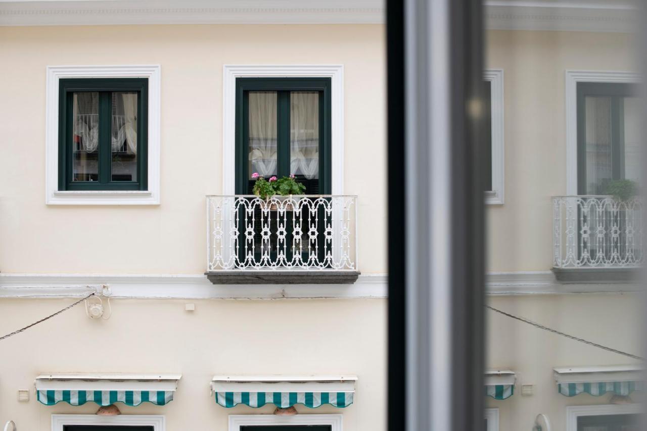 Amalfitano Apartments Bagian luar foto
