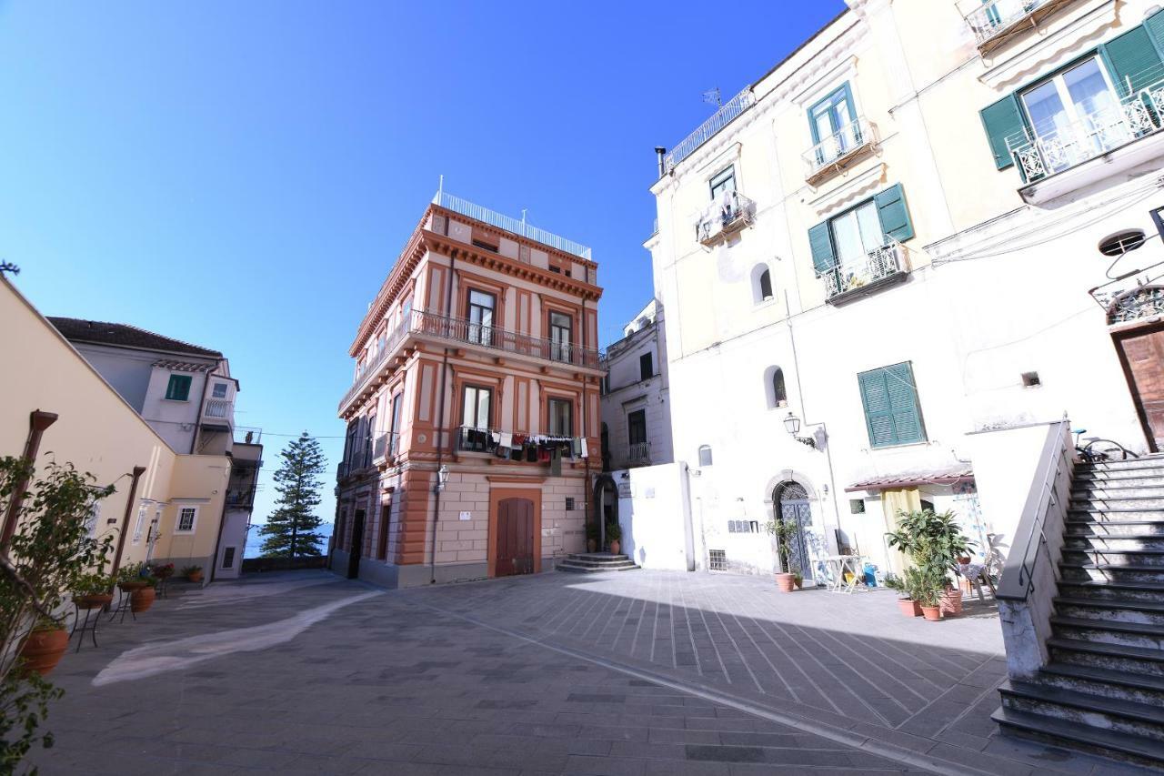 Amalfitano Apartments Bagian luar foto