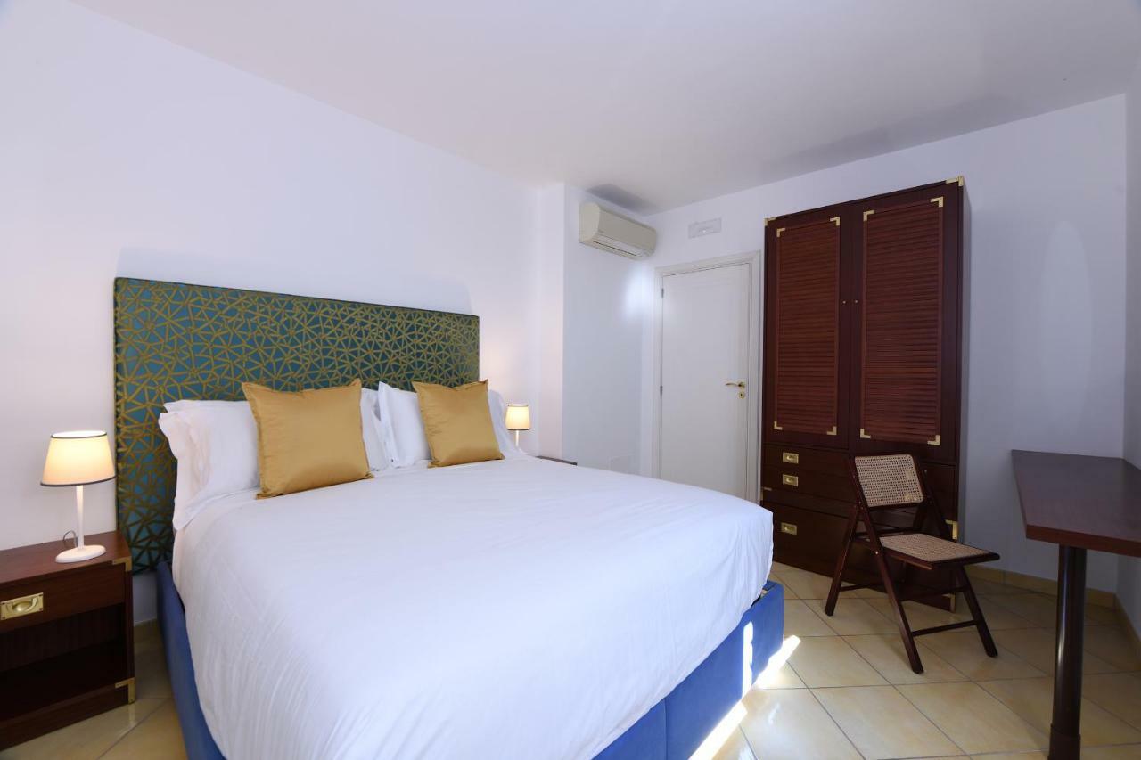 Amalfitano Apartments Bagian luar foto