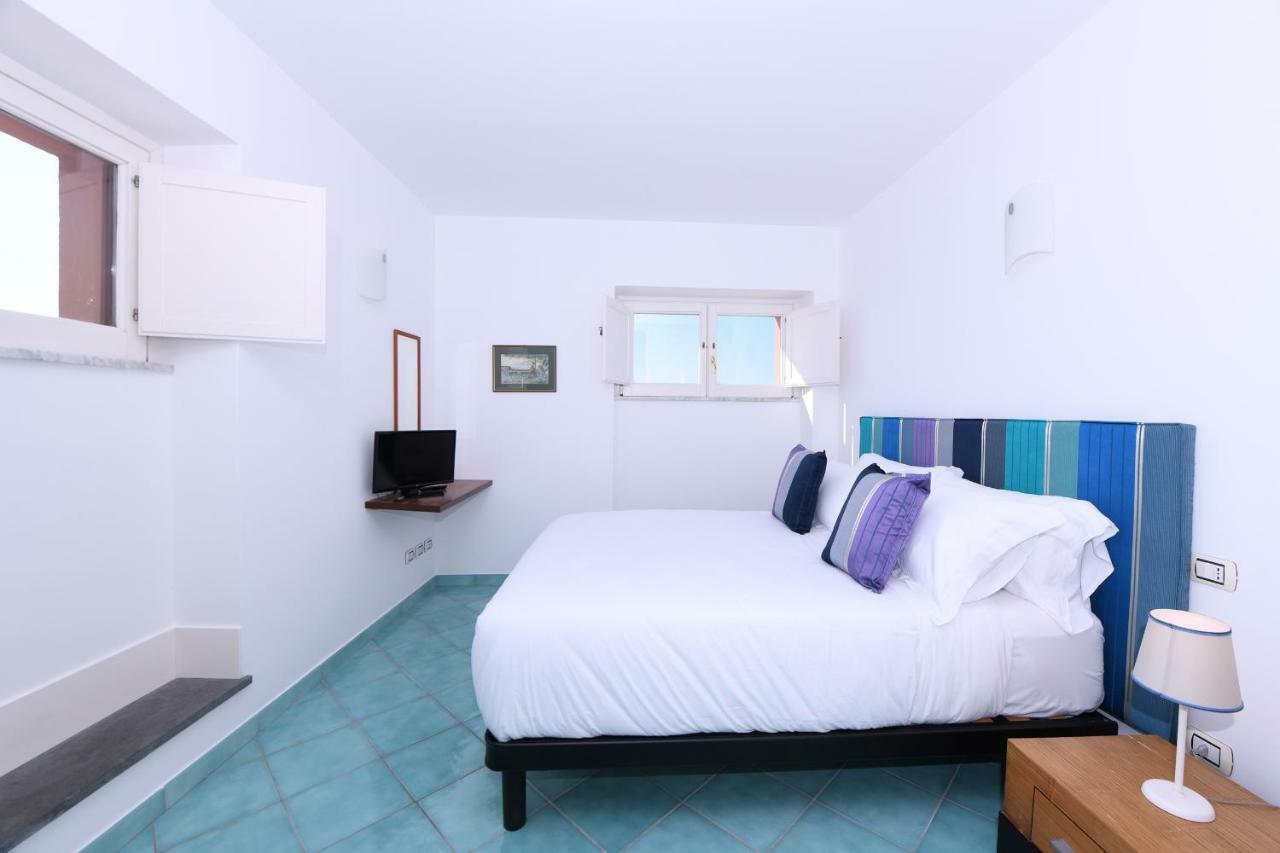 Amalfitano Apartments Bagian luar foto