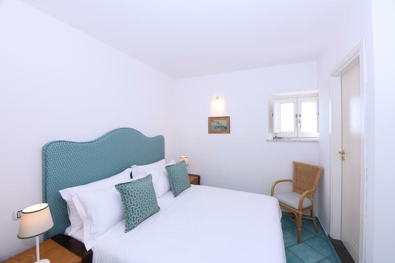 Amalfitano Apartments Bagian luar foto